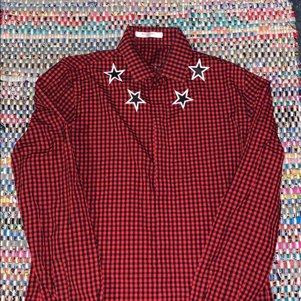 Givenchy bottom up 🔥🔥🔥🔥👌🏾👌🏾👌🏾👌🏾😎